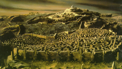 20111007025434-ciclo-puerta-muerte-laberinto.gif